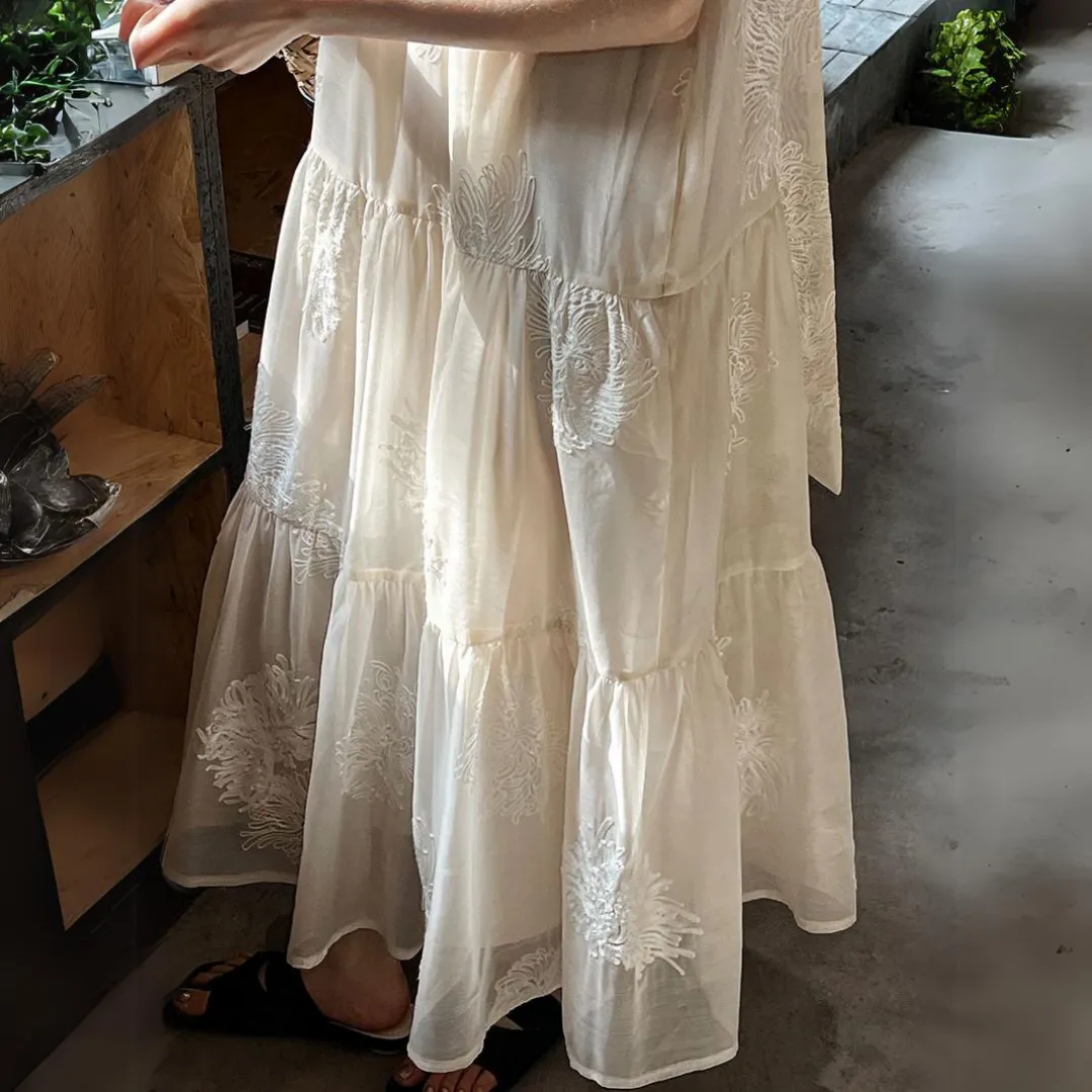 新中式刺绣提花挂脖吊带连衣裙 New Chinese Style Embroidered Jacquard Halter Dress