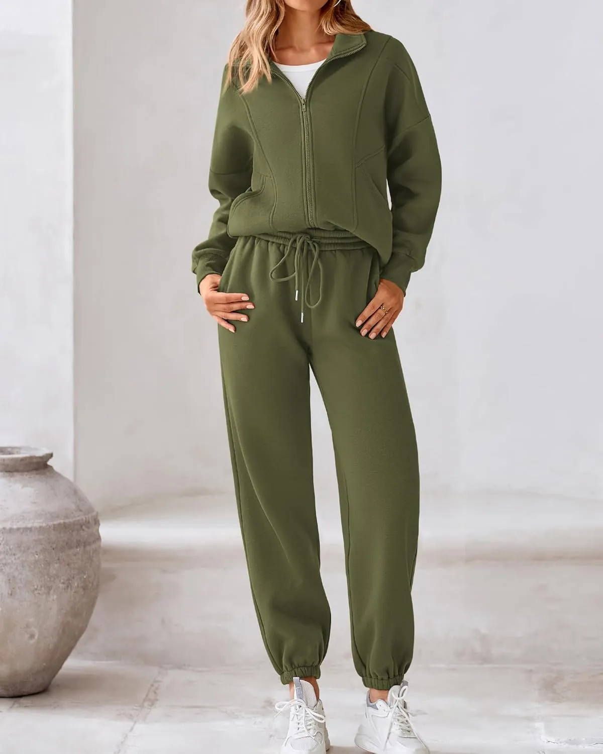 BTFBM Womens Sweatsuits 2 Piece Set 2025 Fleece Long Sleeve Zip Up Sweatshirt Sweatpants Winter Fall Outfits Jogger Sets