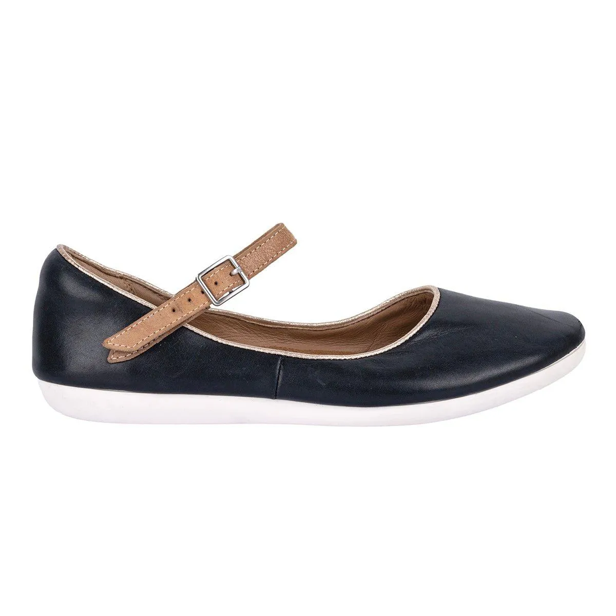 Clarks Artisan Feature Film Casual Ballerinas Leather Black Colour For Women