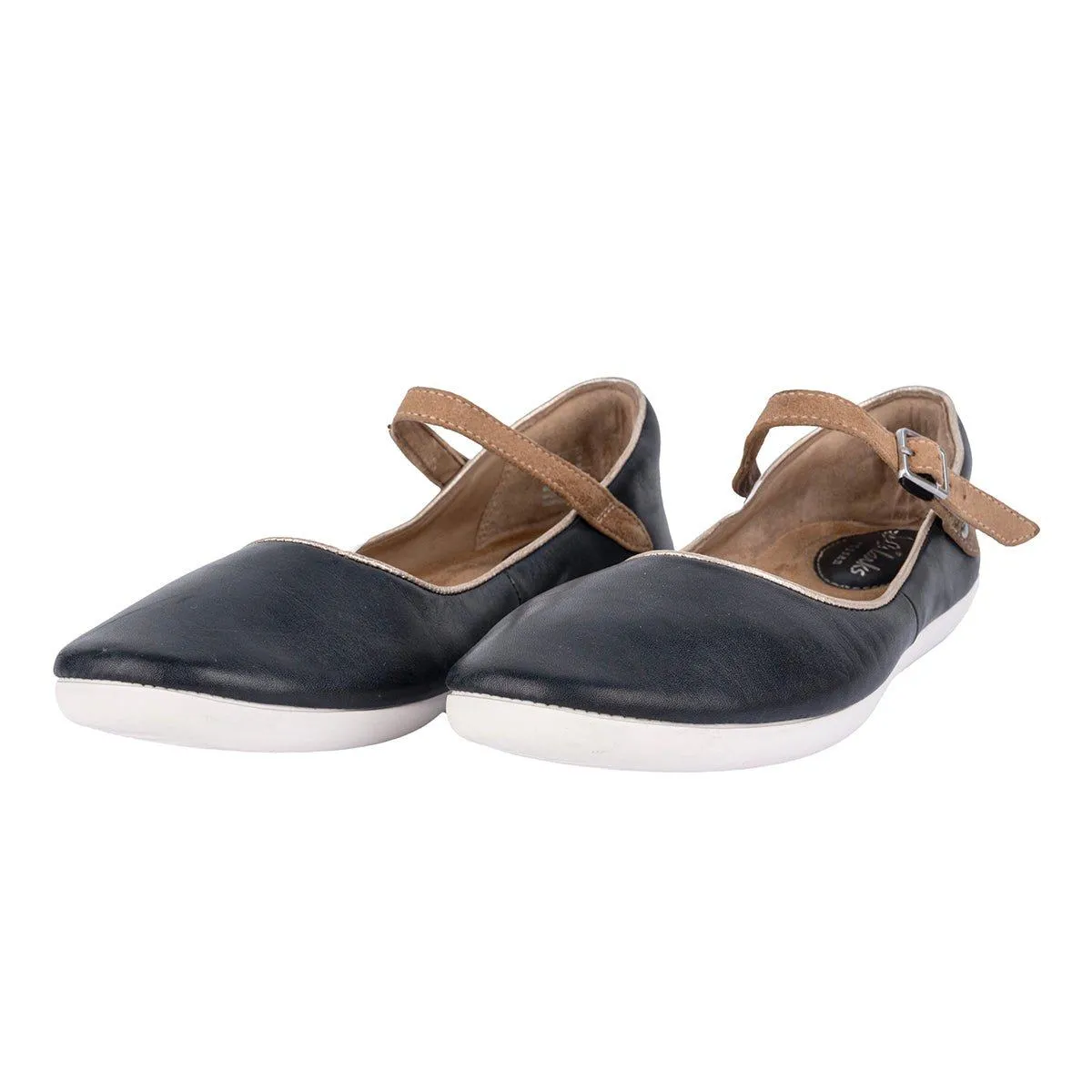 Clarks Artisan Feature Film Casual Ballerinas Leather Black Colour For Women