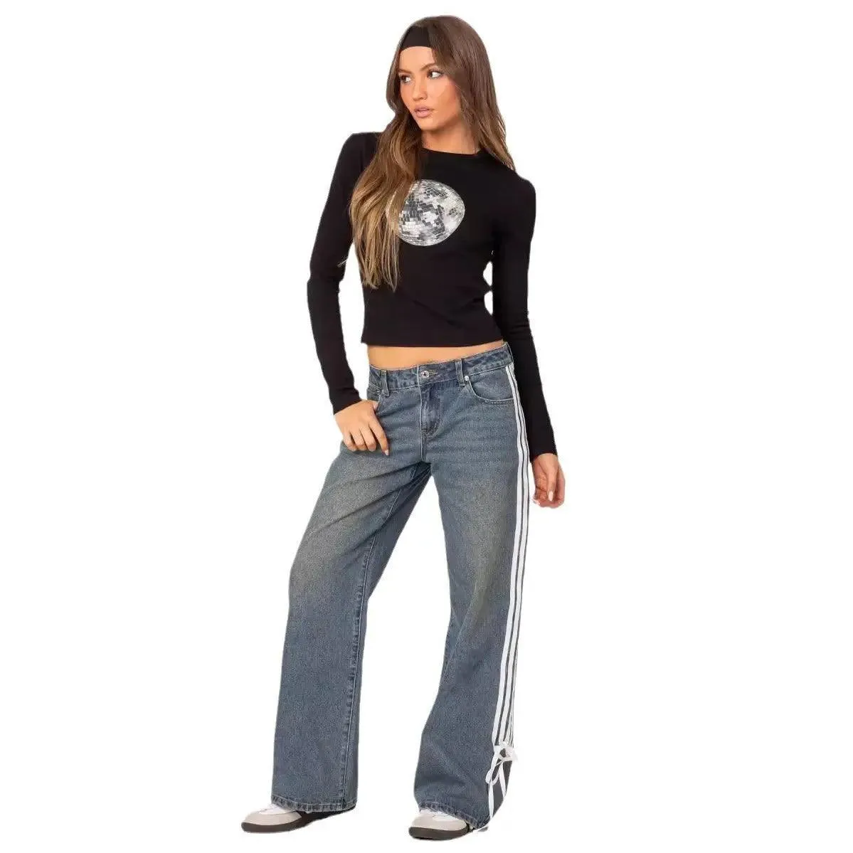 Fashionable Wide Leg Jeans