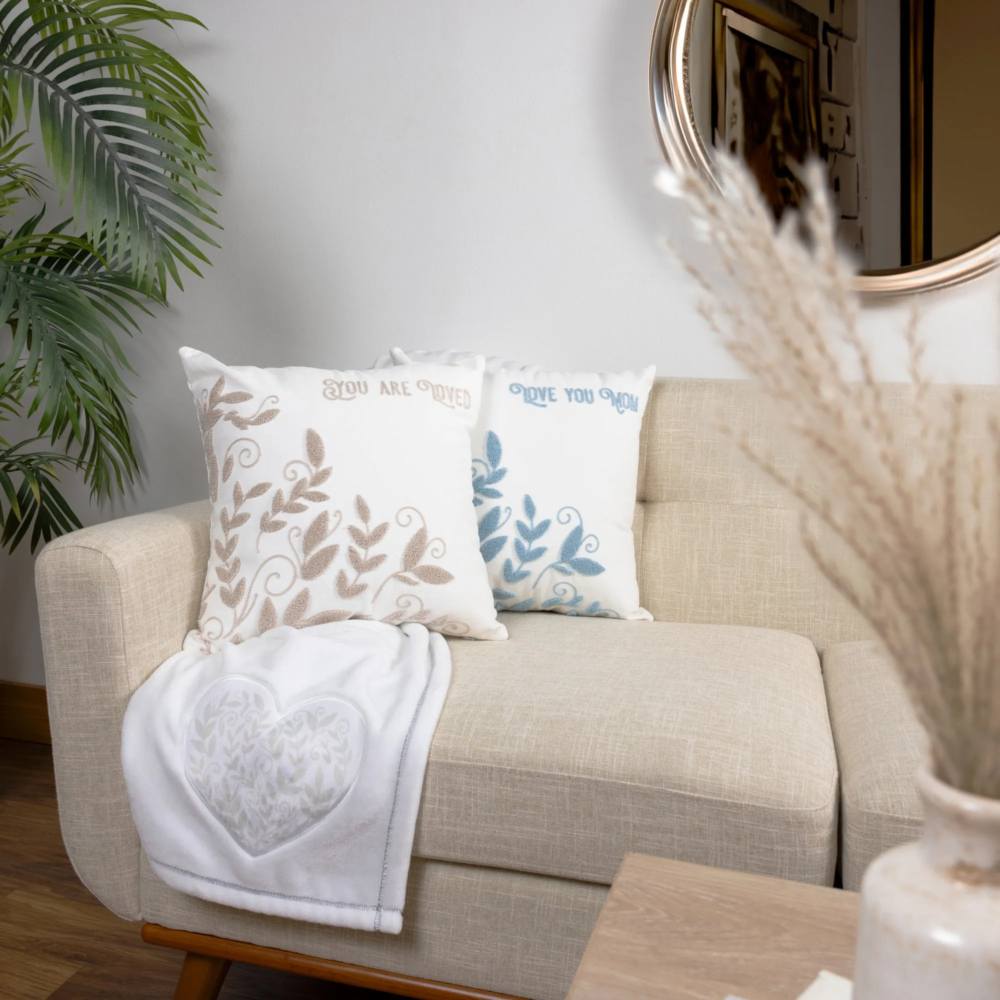 Light Gray Vines 50" x 60" Royal Plush Blanket