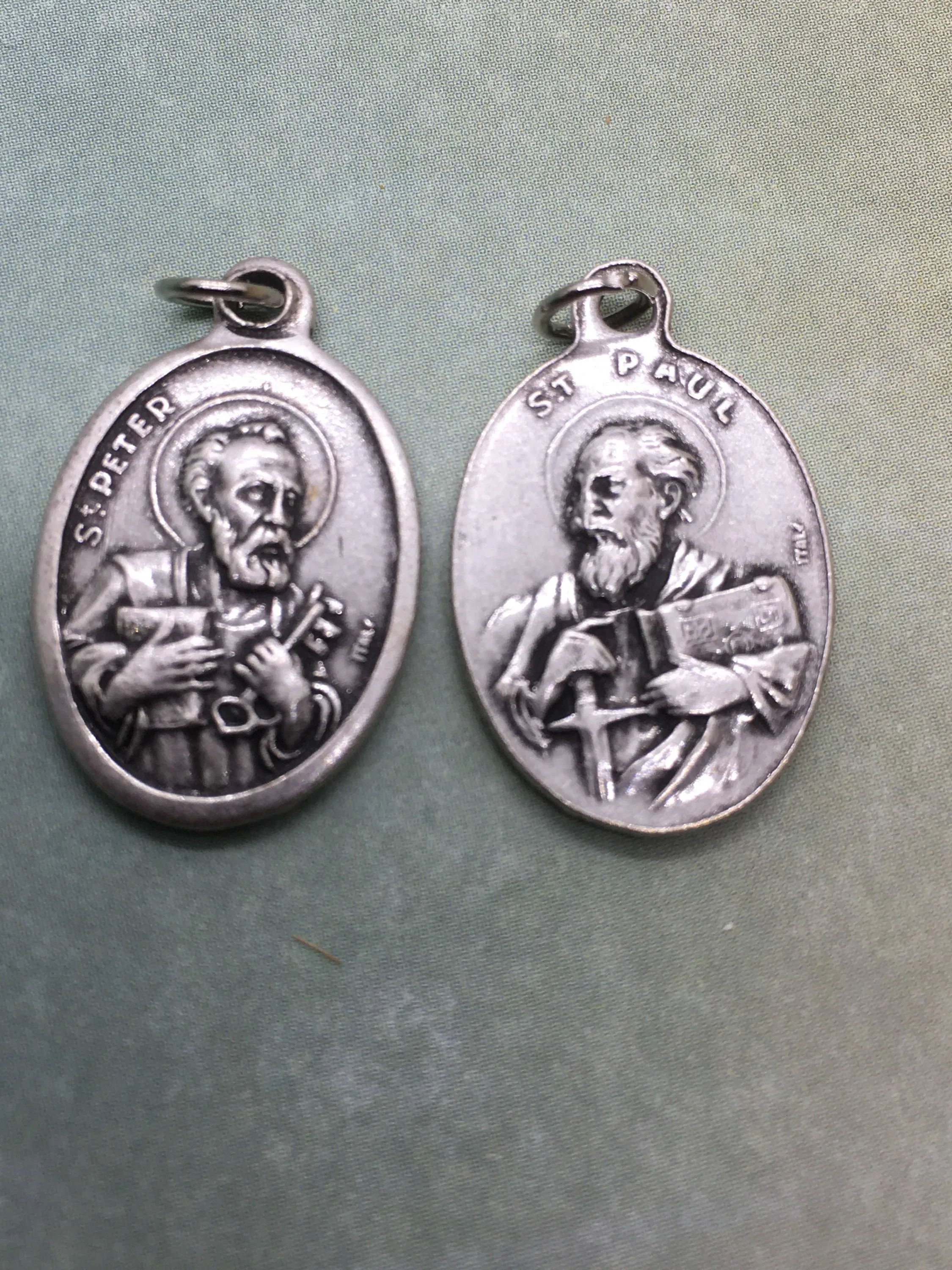 Sts. Peter & Paul holy medal - Catholic Saints and Apostles - patrons of evangelists, authors, public relations, bridge builders, fishermen